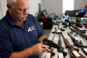 How to sell inherited guns in Tampa through an FFL auction